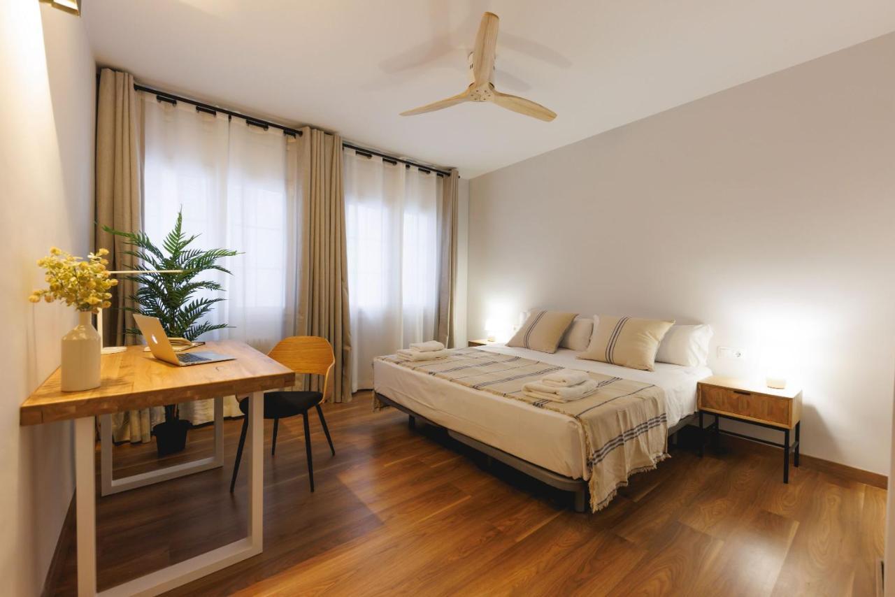 Bravissimo Figuerola, Spacious 3-Bedroom Apartment Gerona Exterior foto